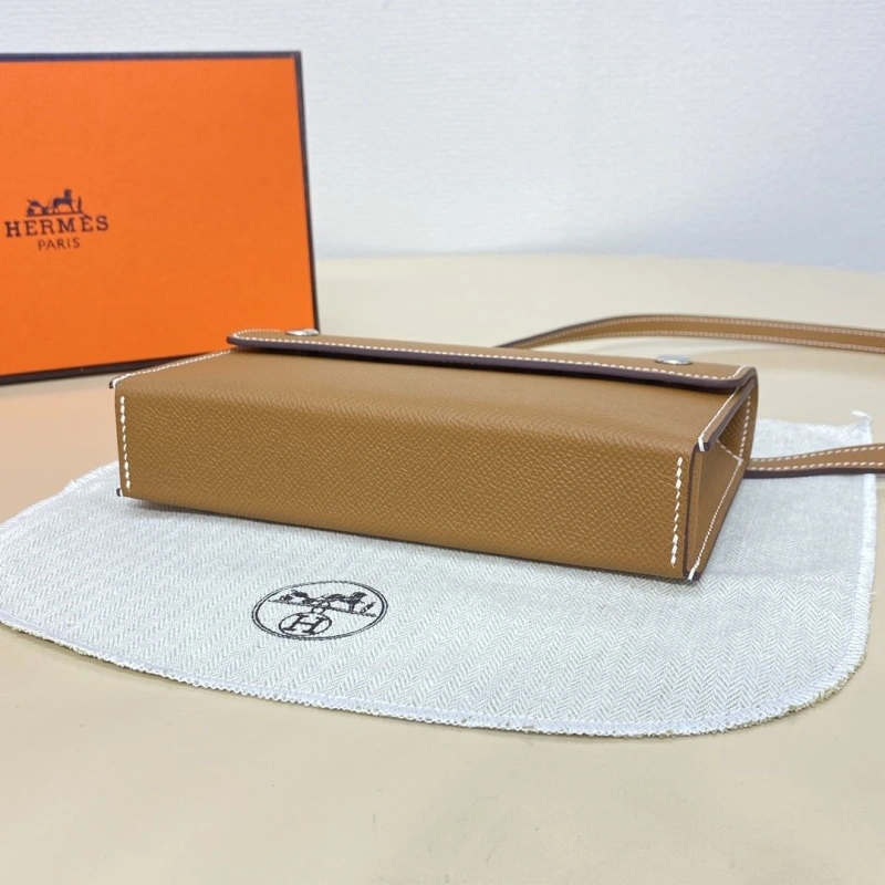 Hermes Wallets 4197-0256