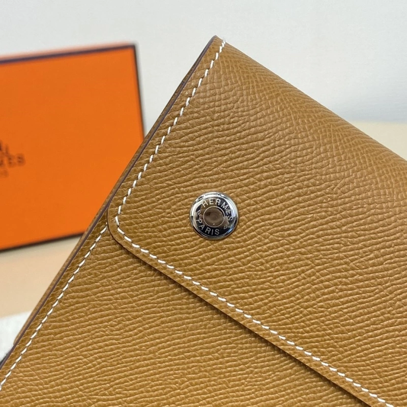 Hermes Wallets 4197-0256