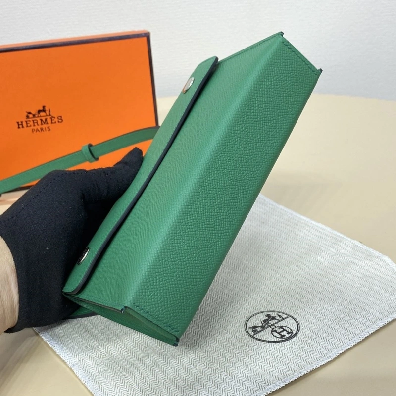 Hermes Wallets 4197-0262