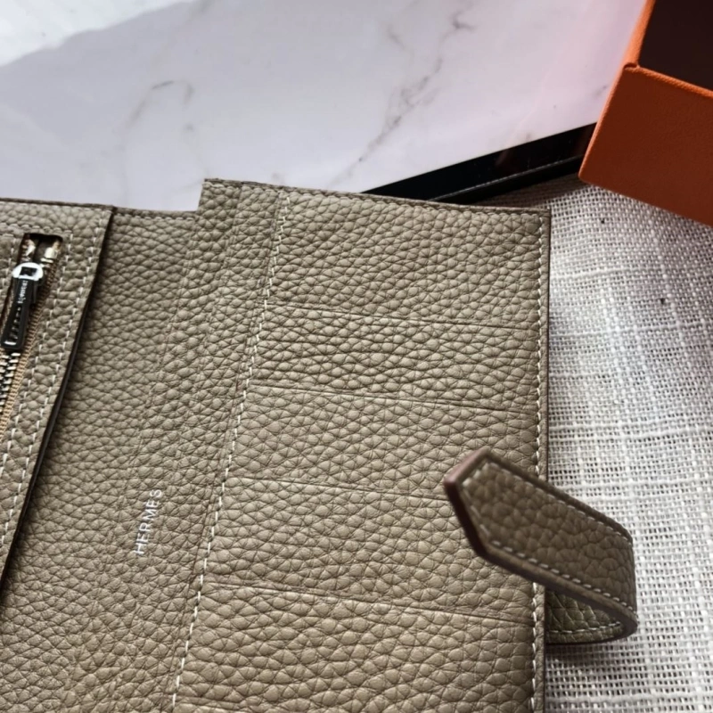 Hermes Wallets 4197-0273