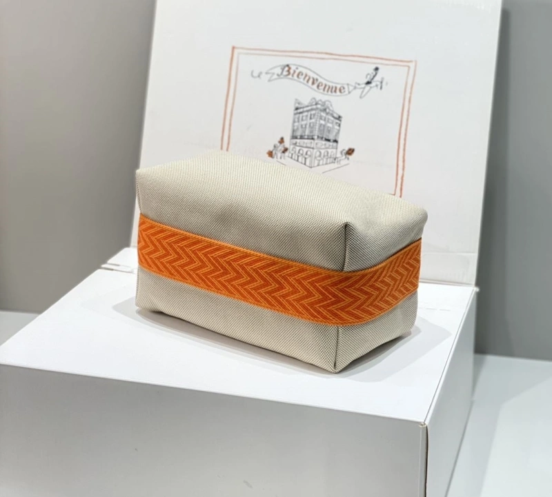 Hermes Cosmetic Bags 4197-0585
