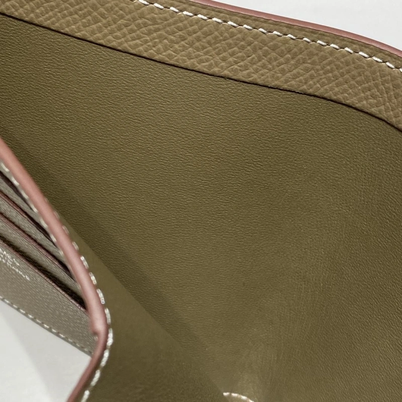 Hermes Wallets 4197-0694