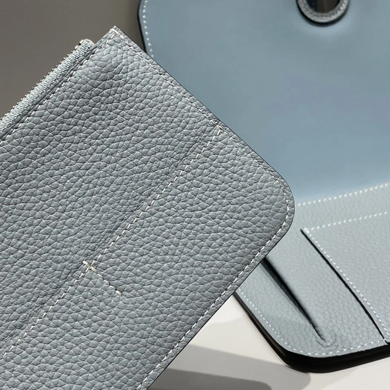 Hermes Wallets 4197-0696