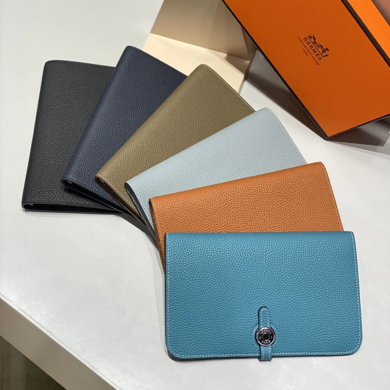 Hermes Wallets 4197-0697