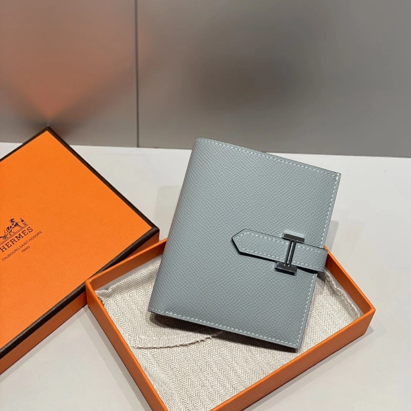 Hermes Wallets 4197-0702