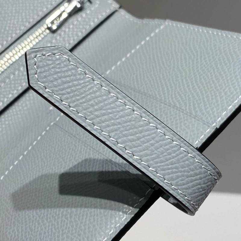 Hermes Wallets 4197-0702