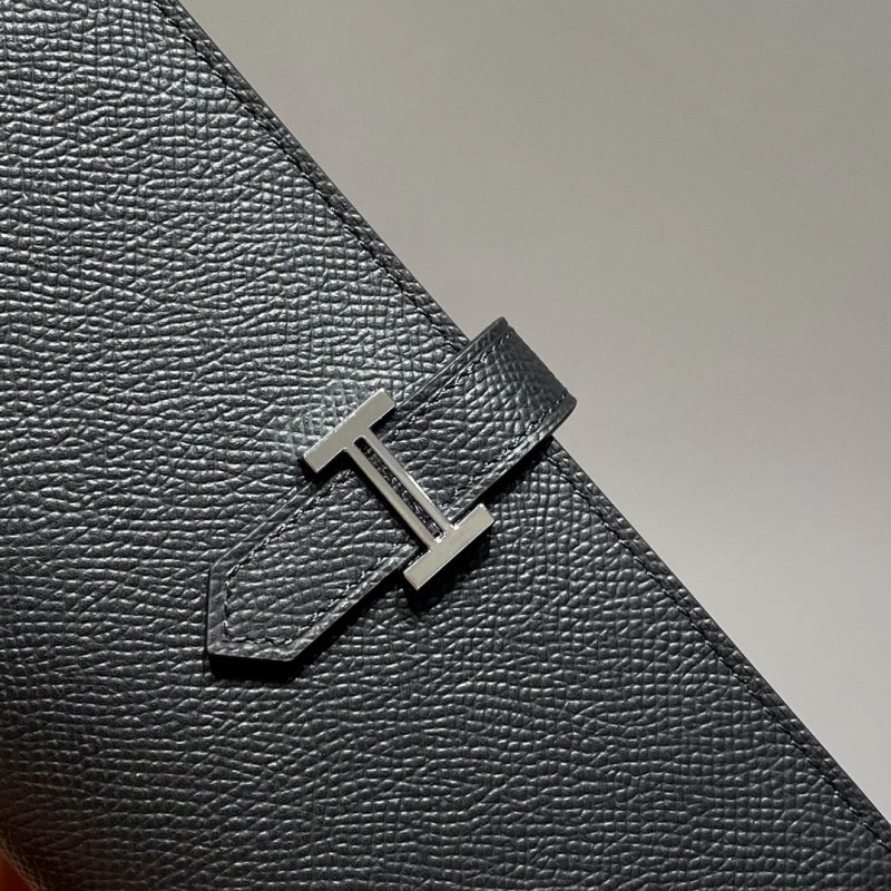 Hermes Wallets 4197-0713