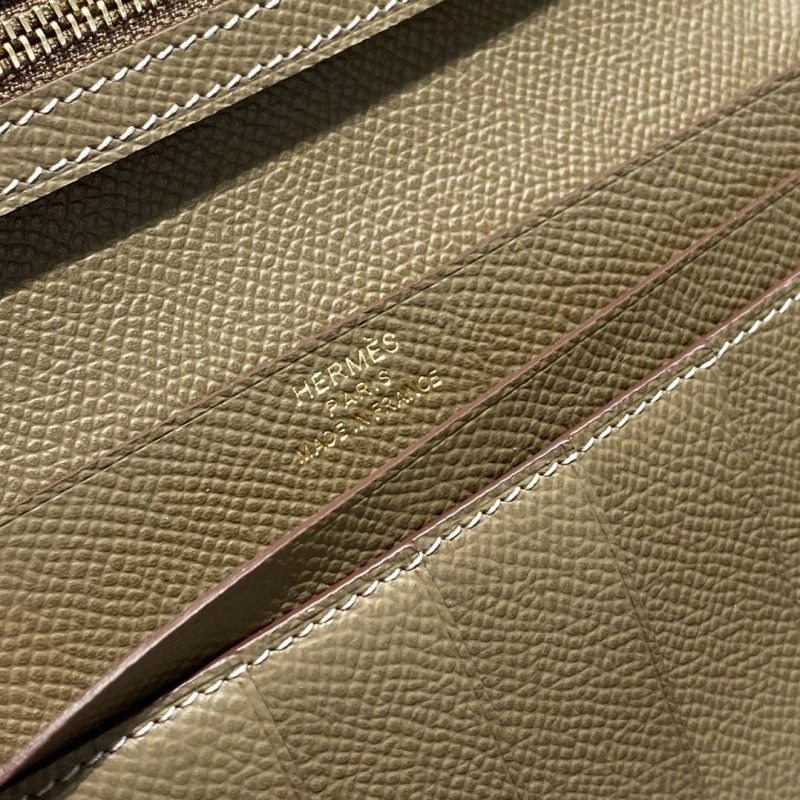 Hermes Wallets 4197-0715