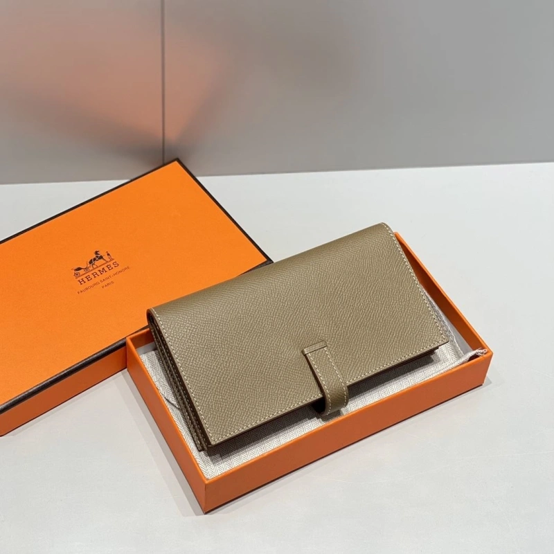 Hermes Wallets 4197-0716