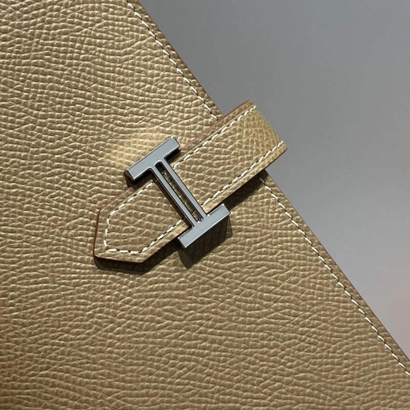 Hermes Wallets 4197-0716