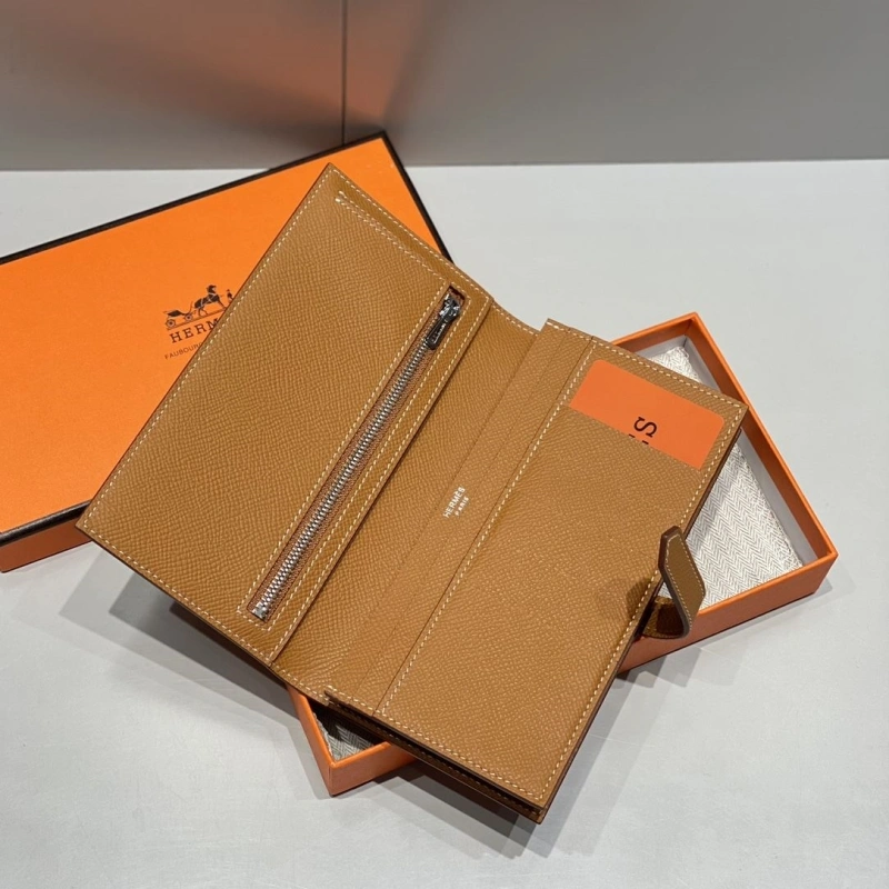 Hermes Wallets 4197-0718
