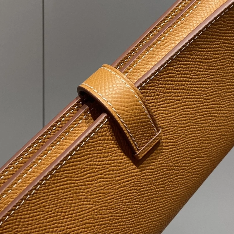 Hermes Wallets 4197-0718