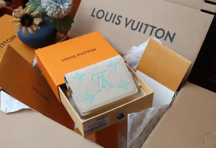 LV Wallets 4206A-0110