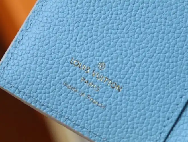 LV Wallets 4206A-0113