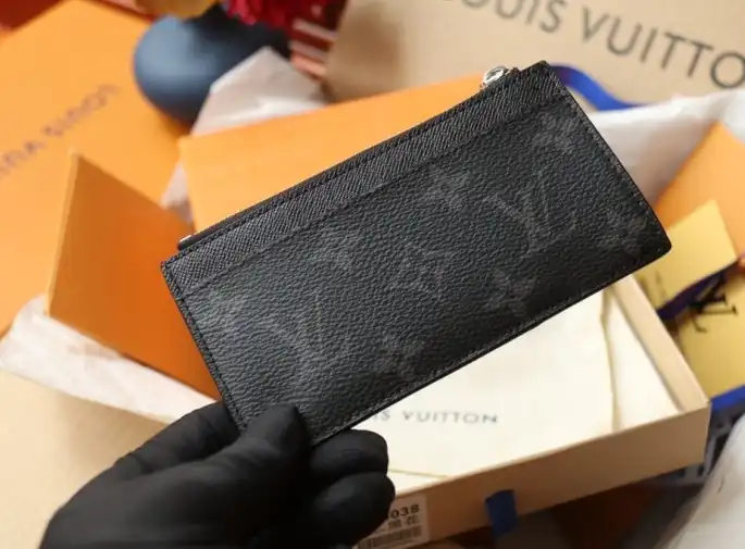 LV Wallets 4206A-0894