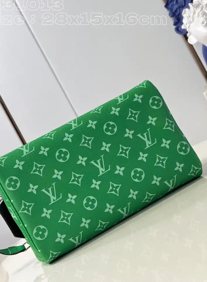 LV Wallets 4206A-1247