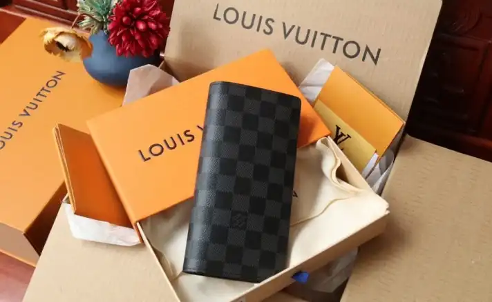 LV Wallets 4206A-2034