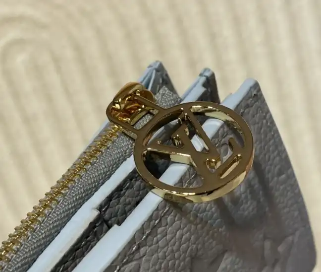 LV Wallets 4206A-2655