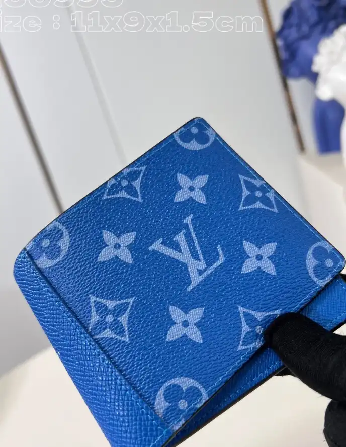 LV Wallets 4206A-2708