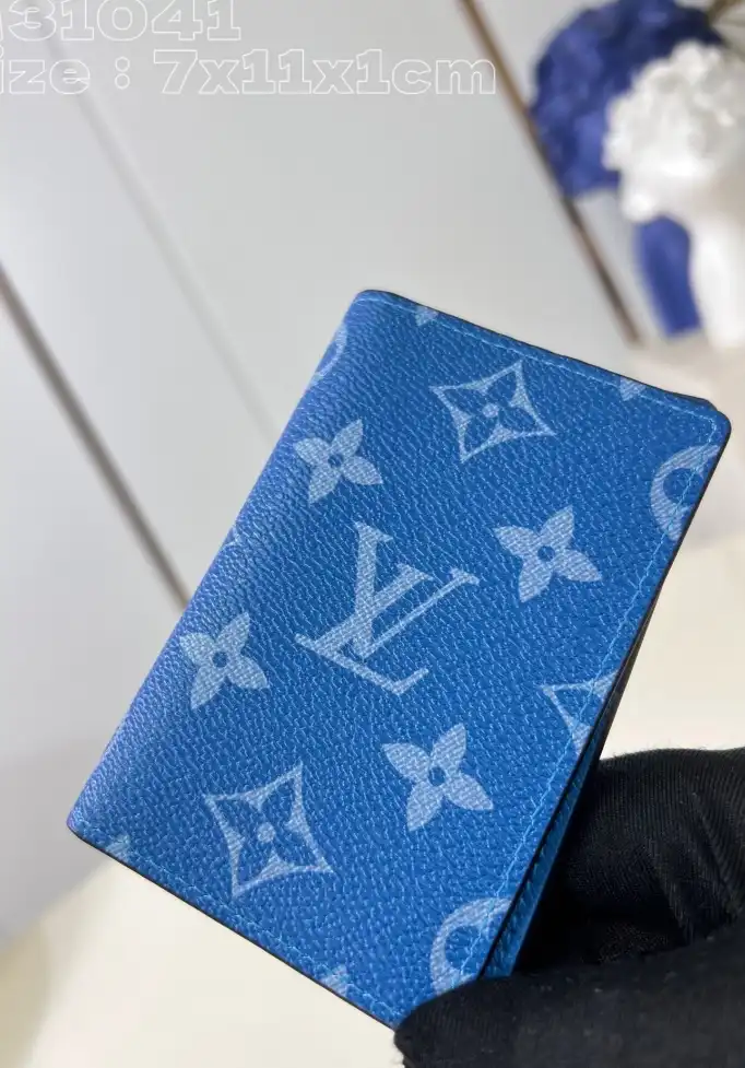 LV Wallets 4206A-2710