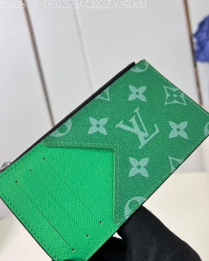 LV Wallets 4206A-2713