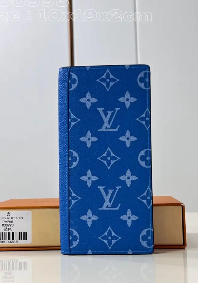 LV Wallets 4206A-2714