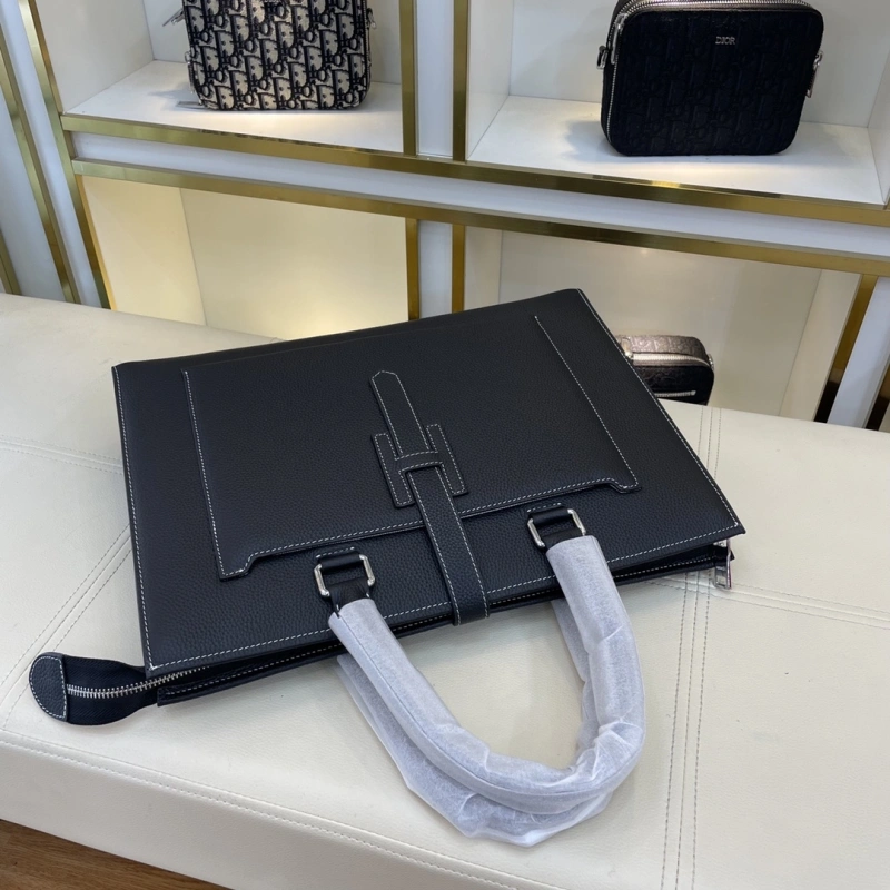 Hermes Briefcafcases 4206A-3032