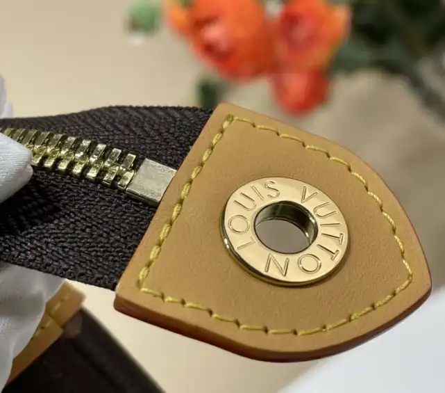 LV Clutch Bags 4206A-3447