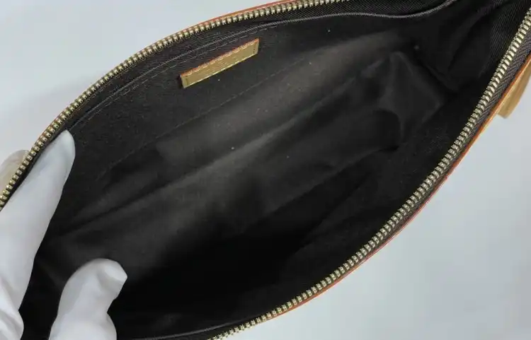 LV Clutch Bags 4206A-3447