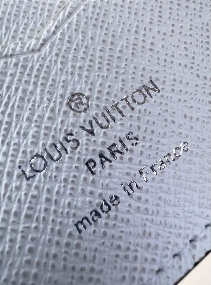 LV Wallets 4206A-3459