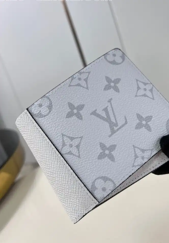 LV Wallets 4206A-3461