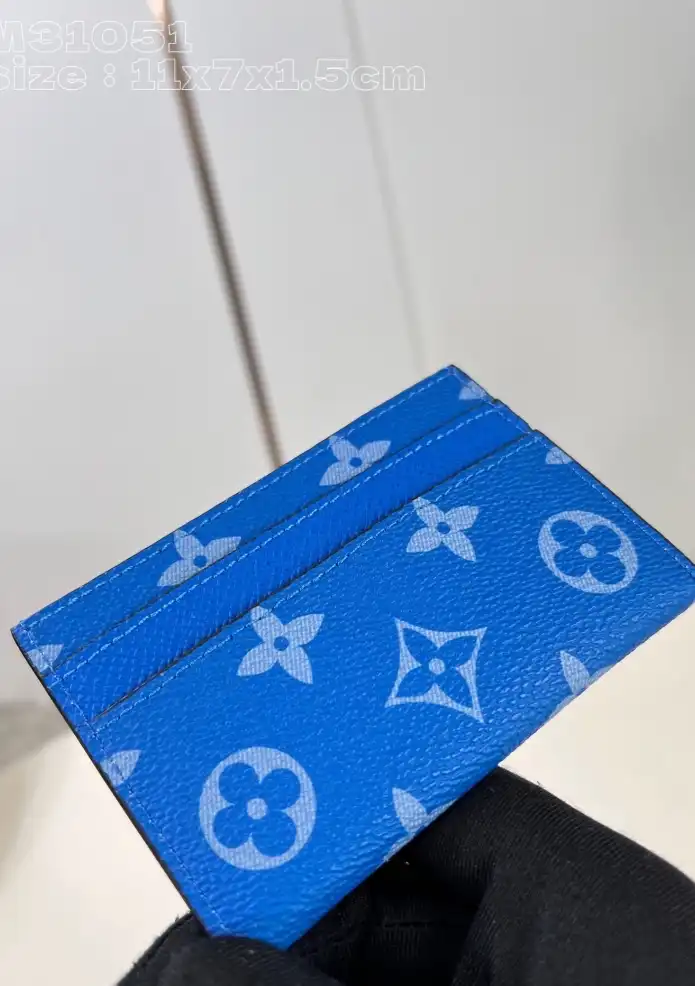 LV Wallets 4206A-3468