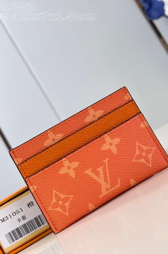 LV Wallets 4206A-3469