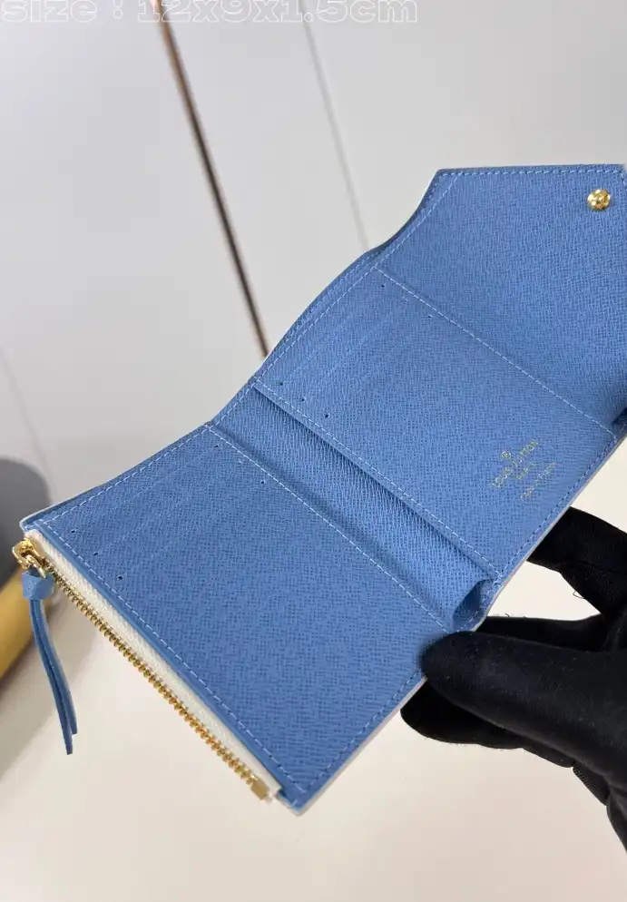 LV Wallets 4206A-3484