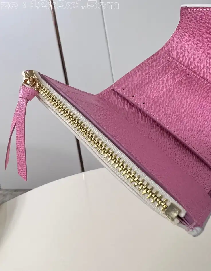 LV Wallets 4206A-3485