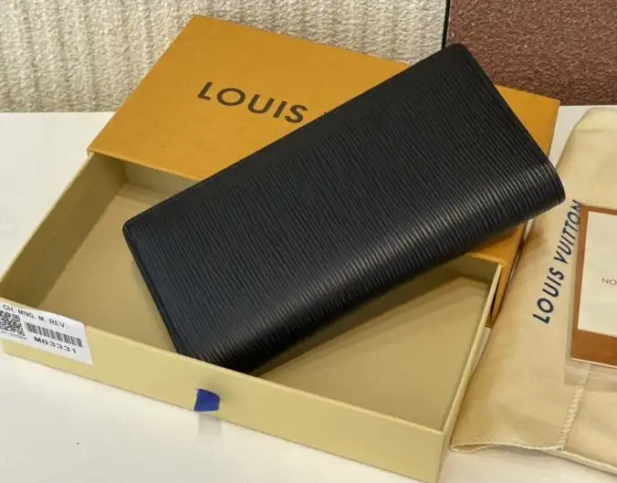 LV Wallets 4206A-4247