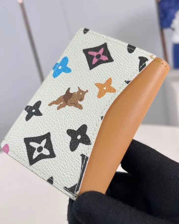 LV Wallets 4206A-4257