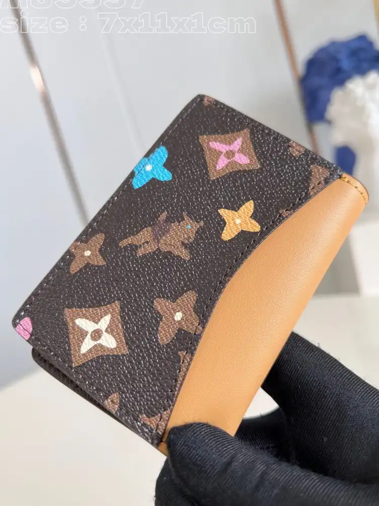 LV Wallets 4206A-4258