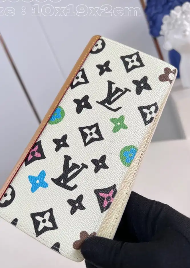 LV Wallets 4206A-4261