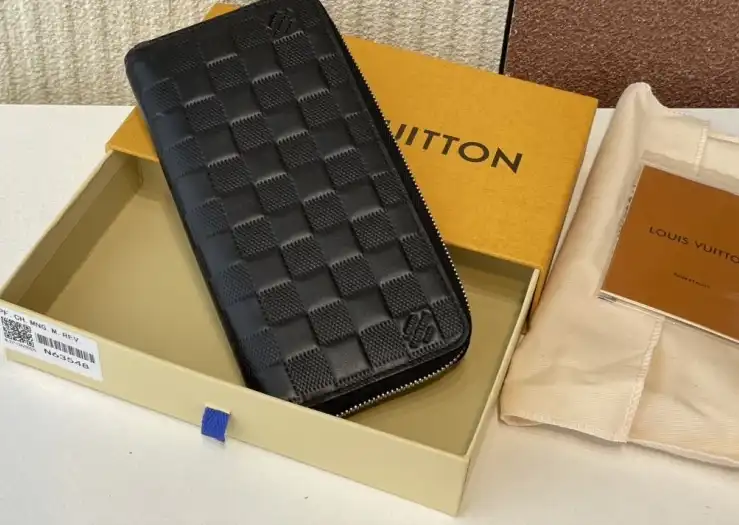 LV Wallets 4206A-4274