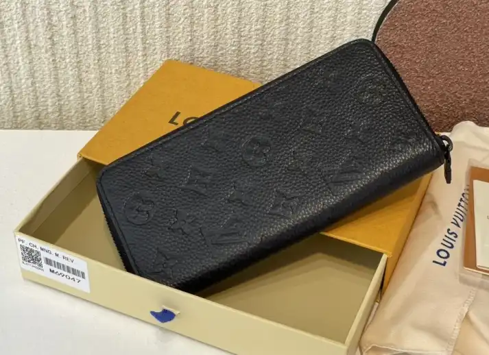 LV Wallets 4206A-4277