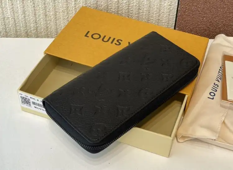 LV Wallets 4206A-4277