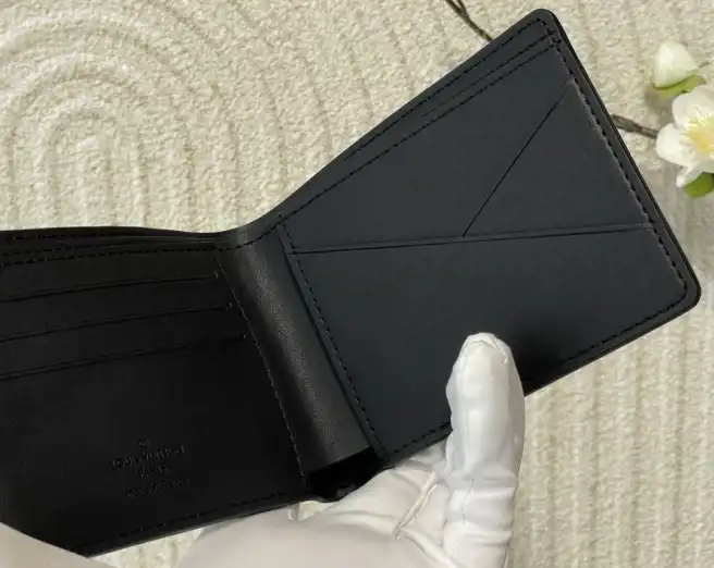 LV Wallets 4206A-4280