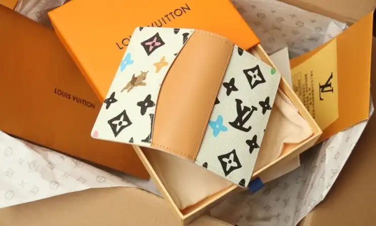 LV Wallets 4206A-4526