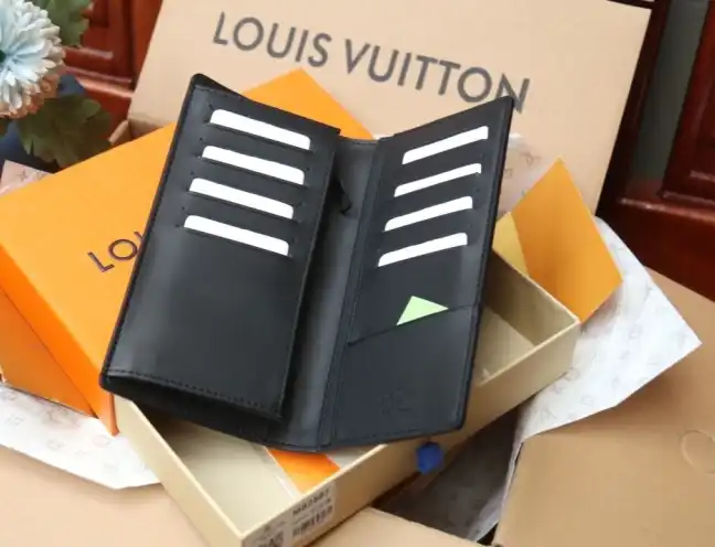 LV Wallets 4206A-4713