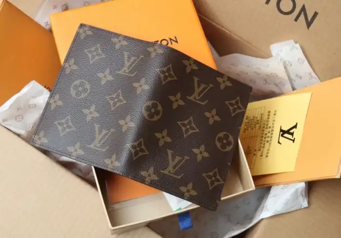 LV Wallets 4206A-4716