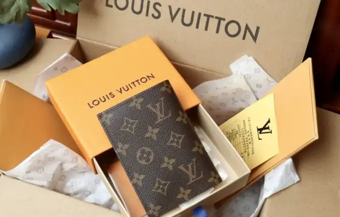 LV Wallets 4206A-4717