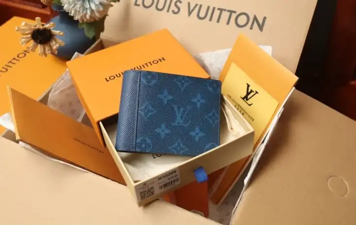 LV Wallets 4206A-4722
