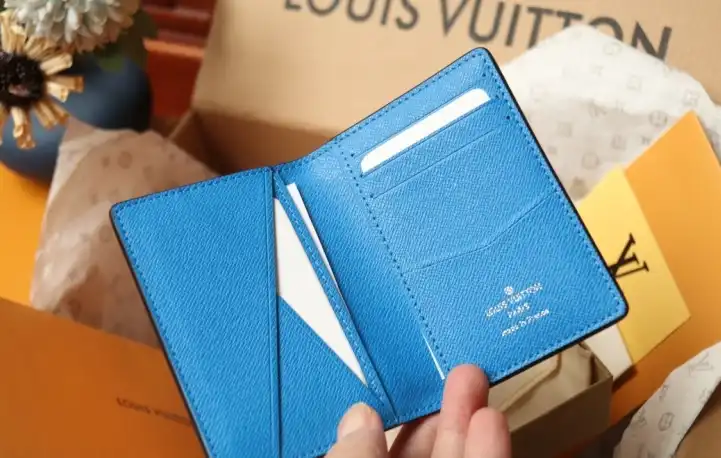 LV Wallets 4206A-4725