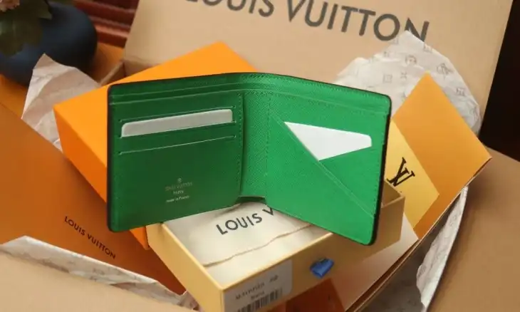 LV Wallets 4206A-4726